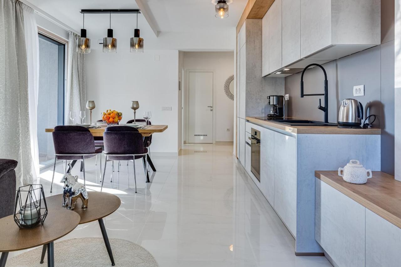 Diamond Two Bedroom Apartment Zadar Exterior photo